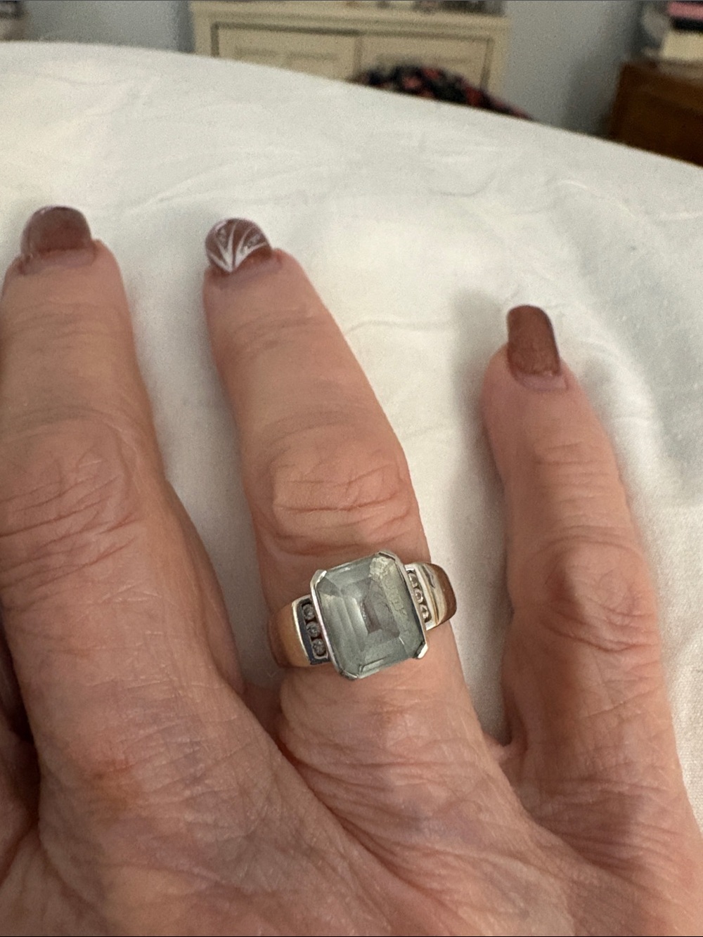 14kt white gold Aquamarine Ring with diamonds sz 5 - Picture 2 of 5